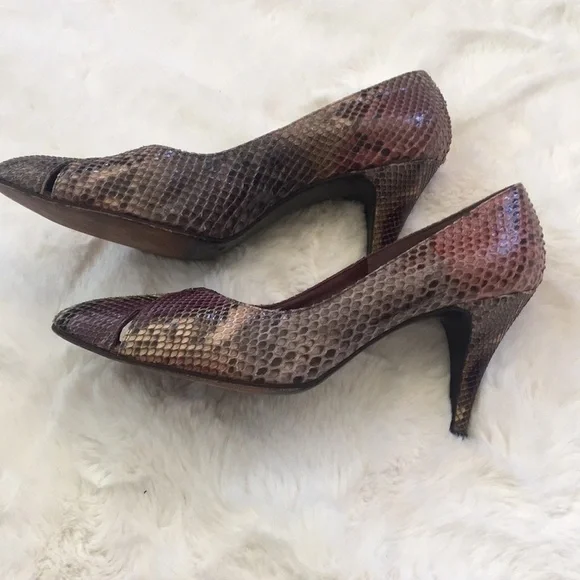 ❤️MR Seymour❤️Stuart Weitzman❤️size (9) - Picture 5 of 8